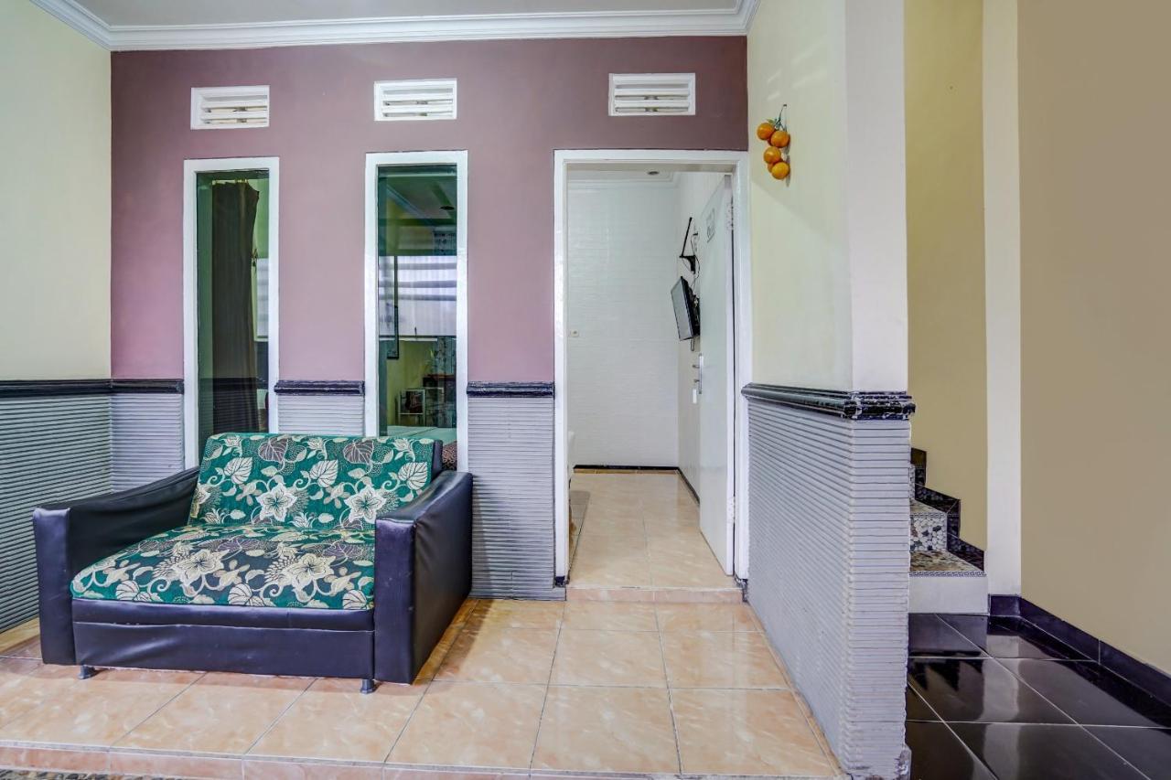 Super Oyo 90642 Lancar Homestay Syariah Tlekung Zewnętrze zdjęcie