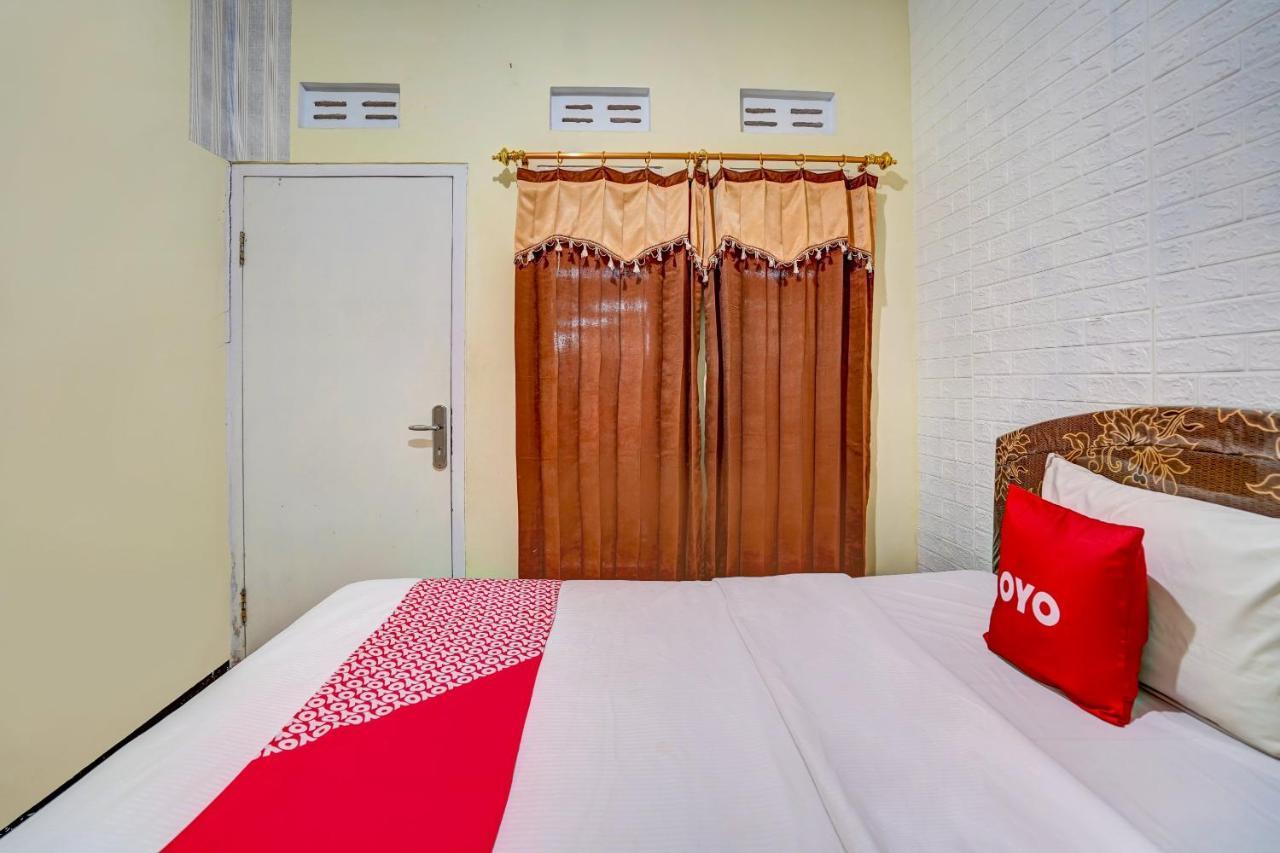 Super Oyo 90642 Lancar Homestay Syariah Tlekung Zewnętrze zdjęcie