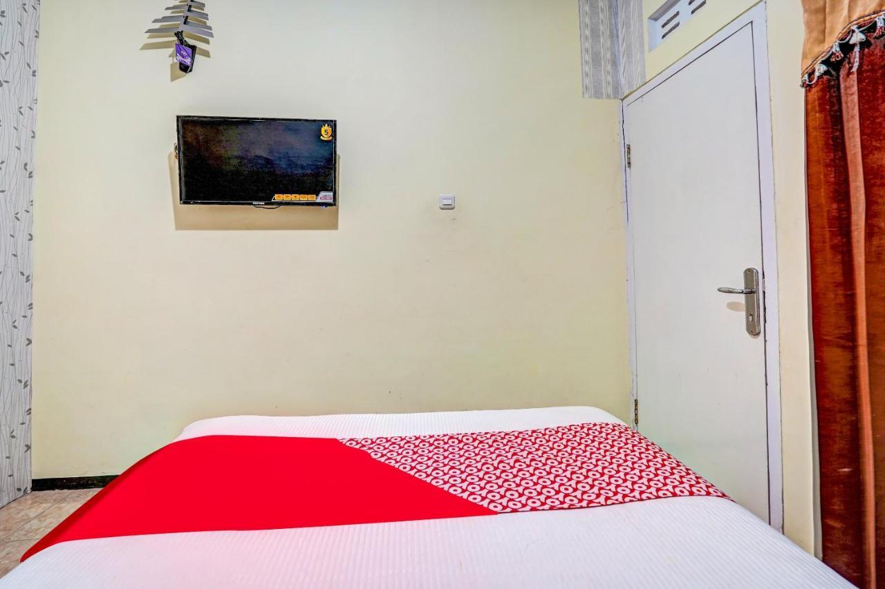 Super Oyo 90642 Lancar Homestay Syariah Tlekung Zewnętrze zdjęcie