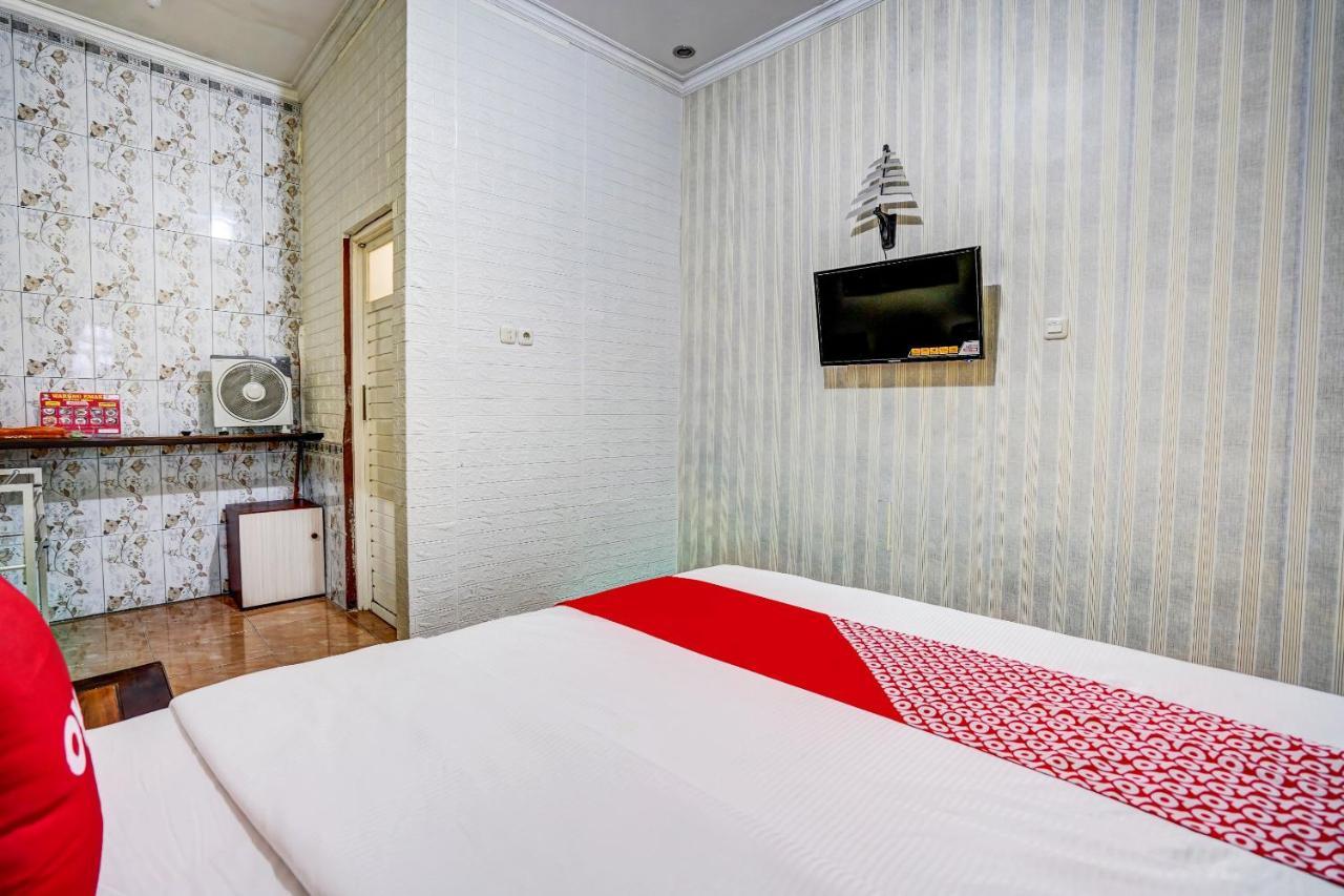 Super Oyo 90642 Lancar Homestay Syariah Tlekung Zewnętrze zdjęcie